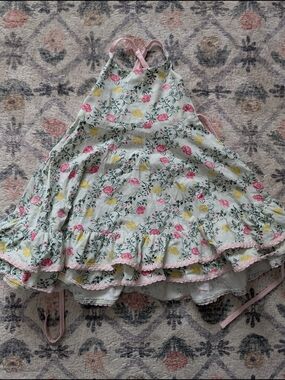 SweetHoney Vintage Dancer